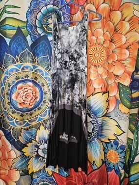 Tie-Dye Black and White Maxi Dress